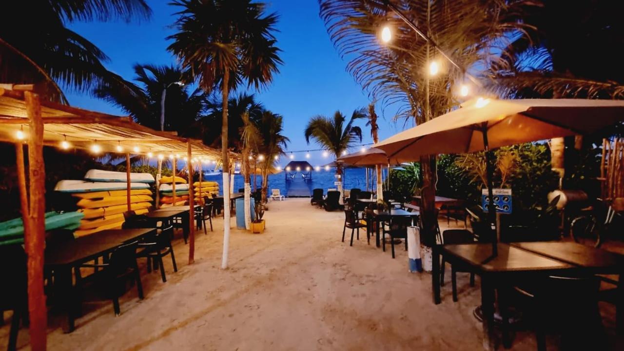 Hotel Machos Mahahual Exterior foto